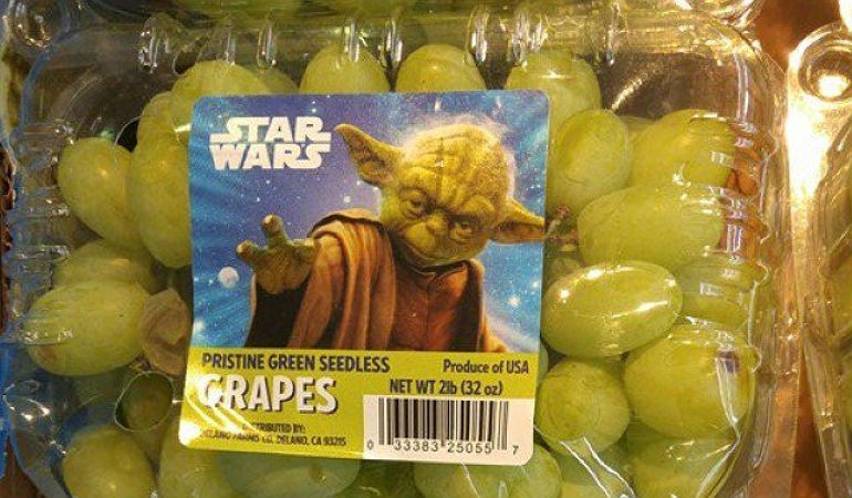 Pobre do Yoda... foi parar em embalagem de uva! Foto: divulgação